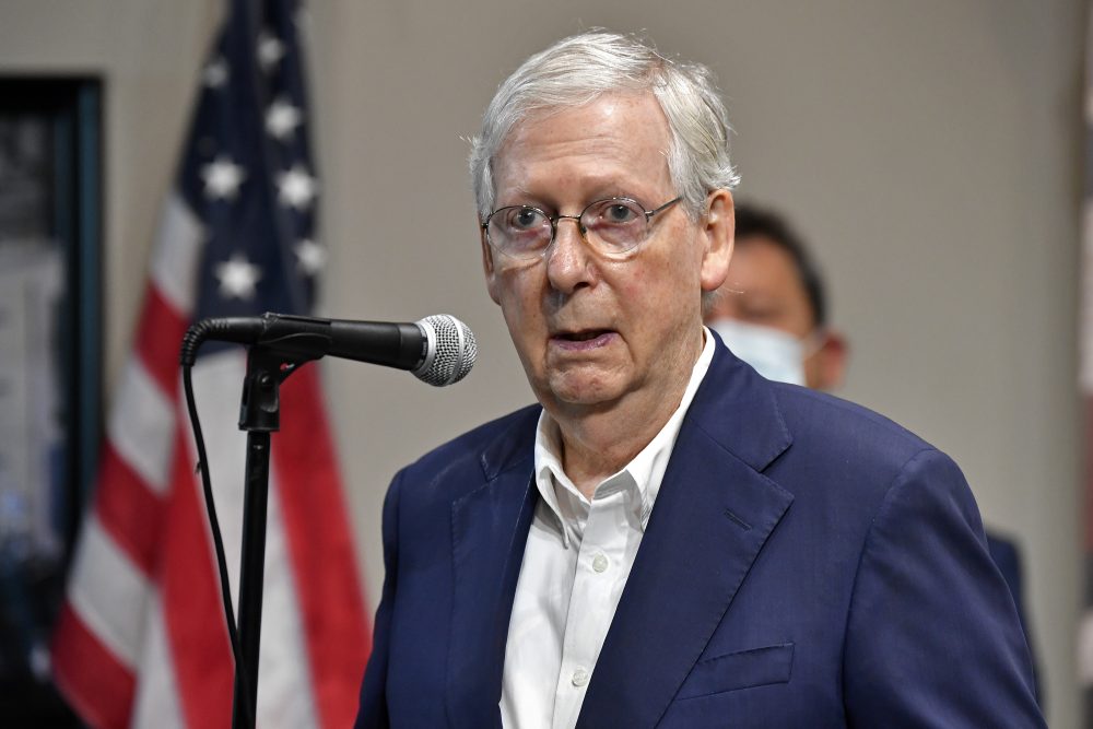 Kentucky_McConnell_03854