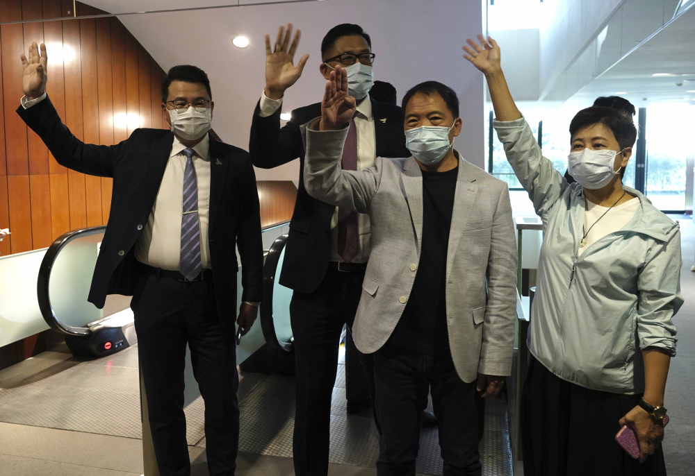 Hong_Kong_Lawmakers_Disqualified_91914