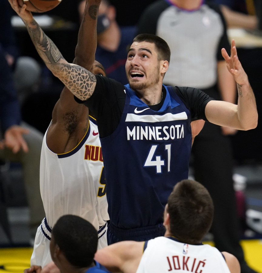Timberwolves_Nuggets_Basketball_08936