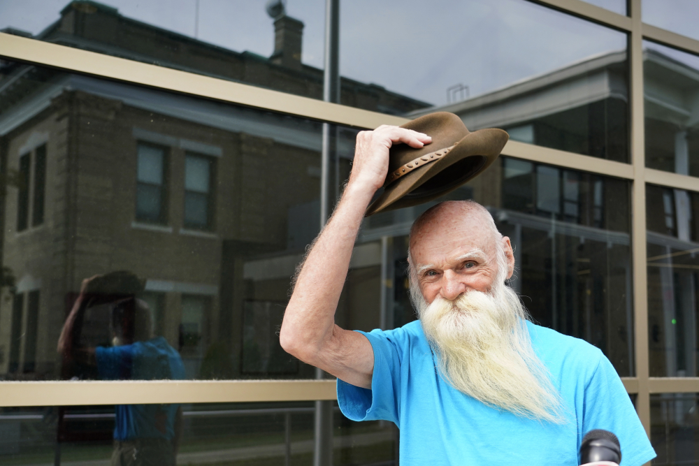 APTOPIX Hermit Evicted