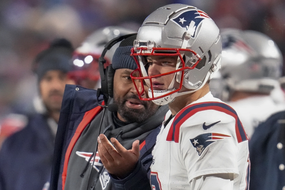 Patriots Bills Football